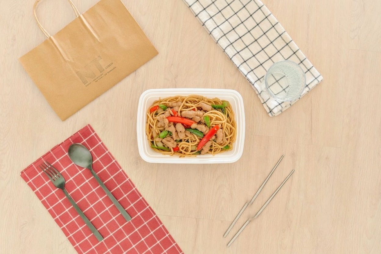 沙茶豬扒炒意粉 Satay Pork Chop with Spaghetti